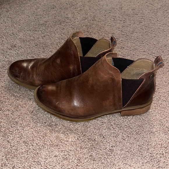 Sofft brown leather booties - Picture 2 of 6